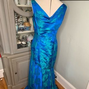 Theia Mermaid Gown 6